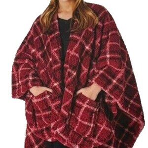 White River Wearable Sherpa Throw